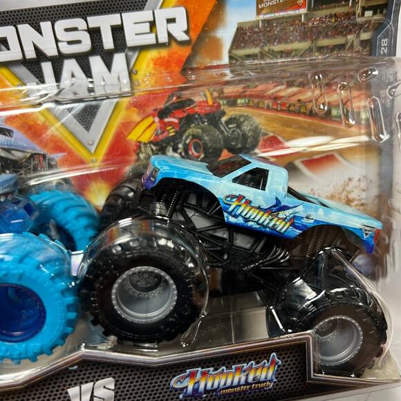 NEW Monster Jam MEGALODON Vs HOOKED Die Cast Truck 1:64 Double Down Showdown - Picture 3 of 8